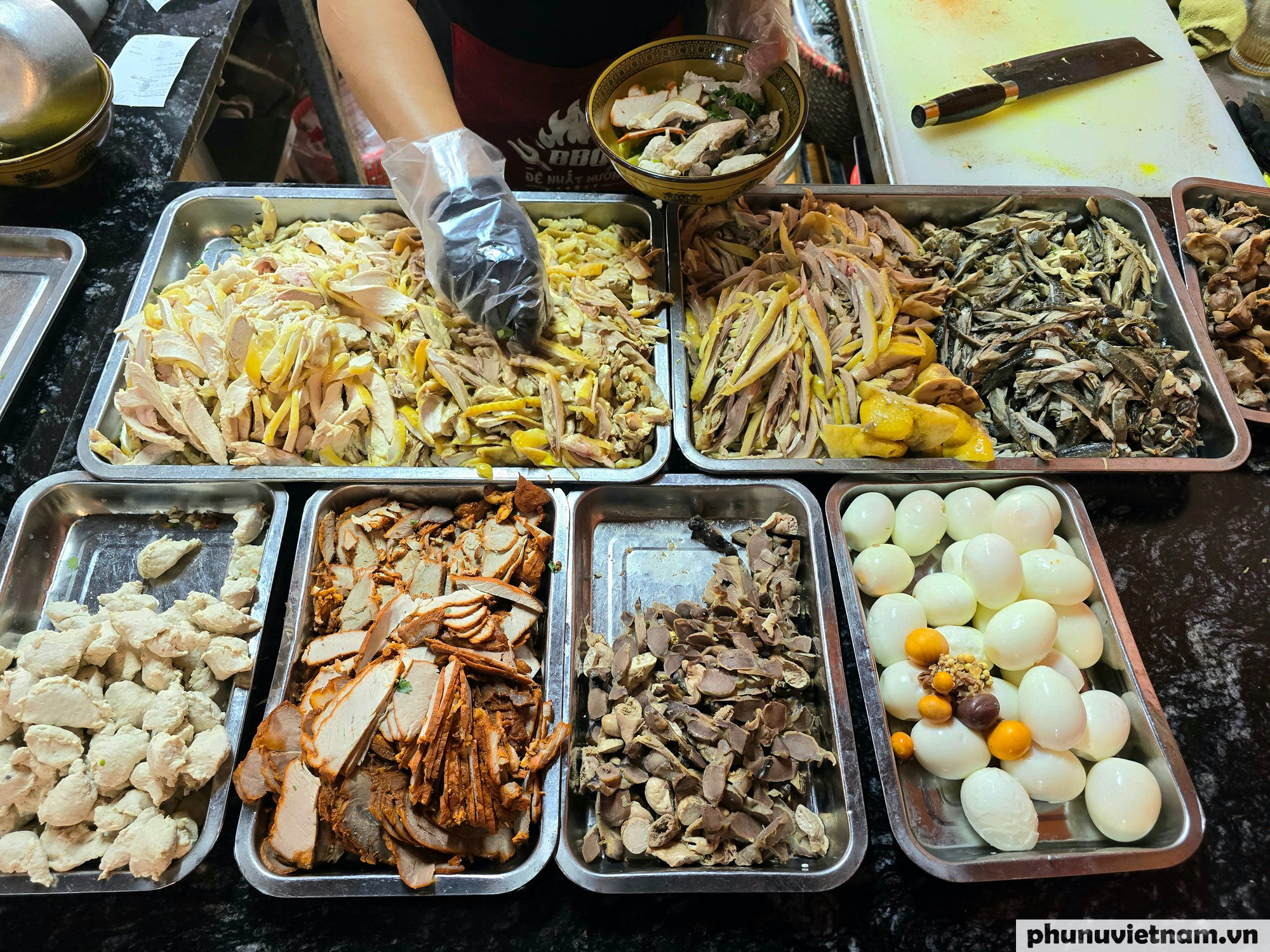 Sa Pa: Phở ngô tráng tay hút khách giữa tiết trời se lạnh- Ảnh 8.