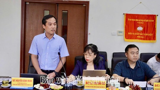 Phó Chủ tịch - Tổng Thư ký Hà Thị Nga làm việc với Ủy ban MTTQ Việt Nam tỉnh Lai Châu- Ảnh 3.