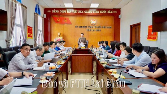 Phó Chủ tịch - Tổng Thư ký Hà Thị Nga làm việc với Ủy ban MTTQ Việt Nam tỉnh Lai Châu- Ảnh 2.