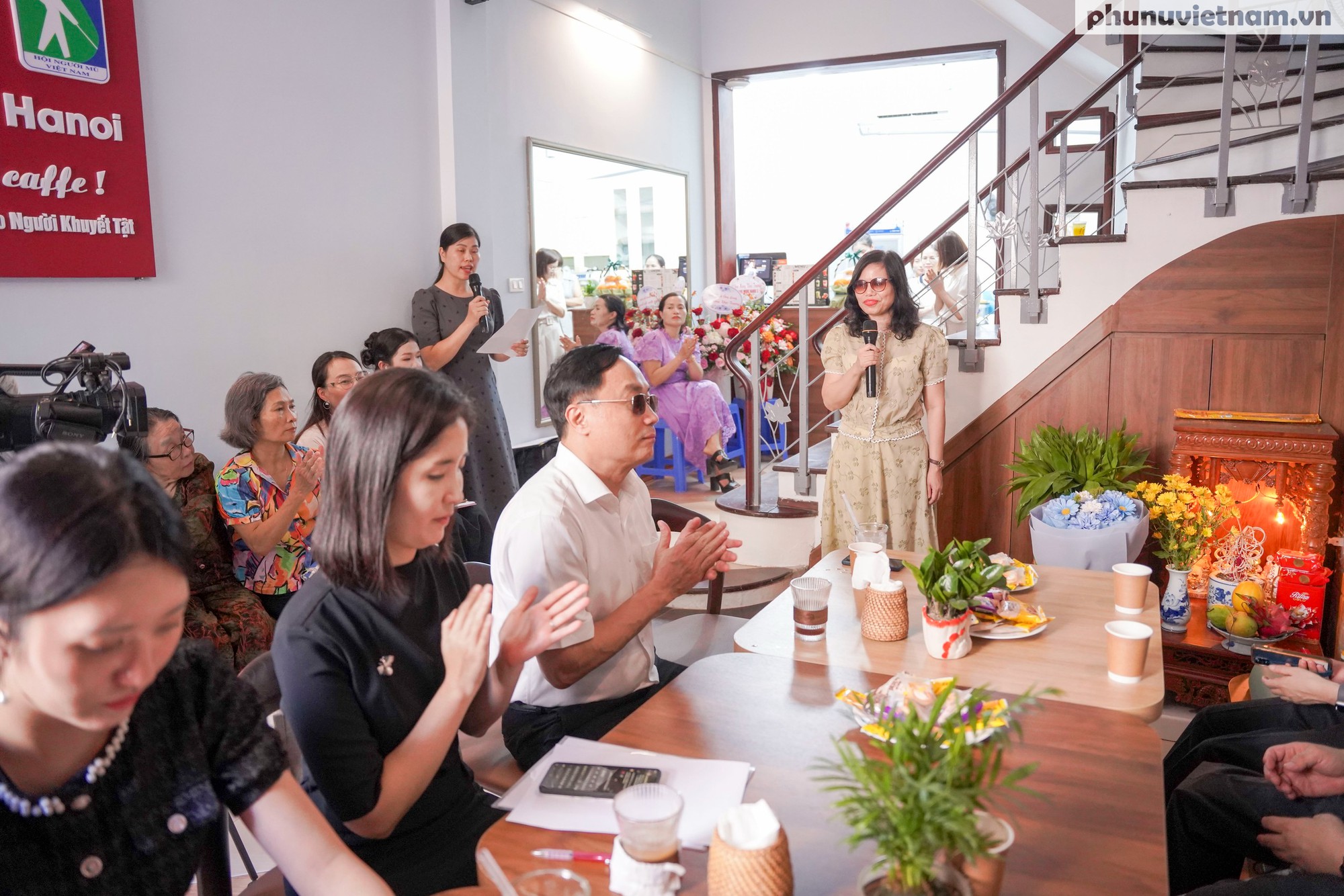 Khai trương quán Cafe More Hanoi thứ 3 do người khiếm thị pha chế, phục vụ- Ảnh 1.