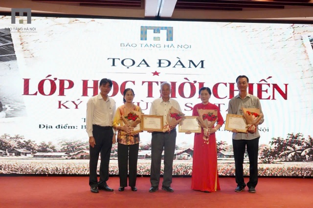 Sống mãi miền ký ức những lớp học thời chiến - Ảnh 3.