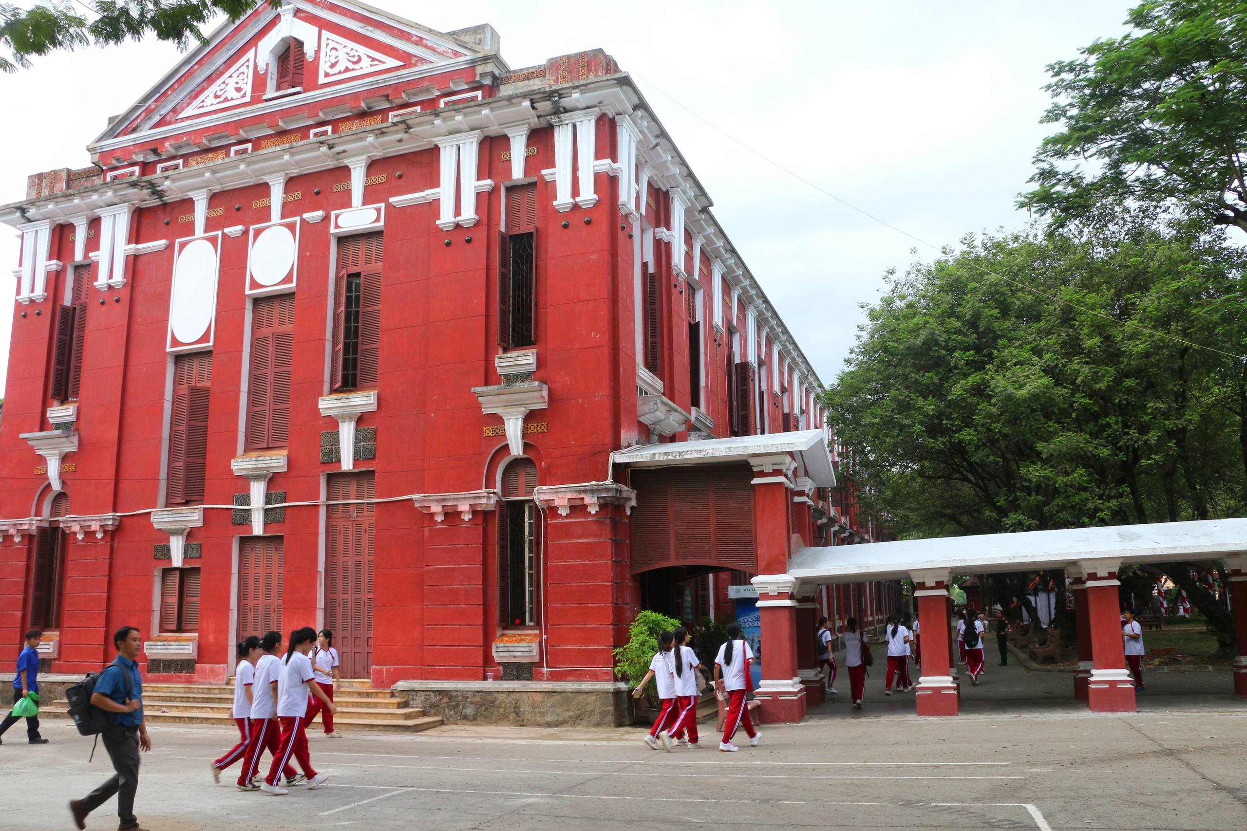 Gallery - 130 năm trường Quốc học Huế: Dấu ấn lịch sử của vùng đất Cố đô - image 5