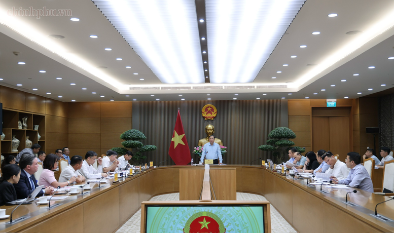 Quyết liệt tháo gỡ vướng mắc, thúc đẩy các dự án năng lượng trọng điểm, bảo đảm điện cho tăng trưởng- Ảnh 1.