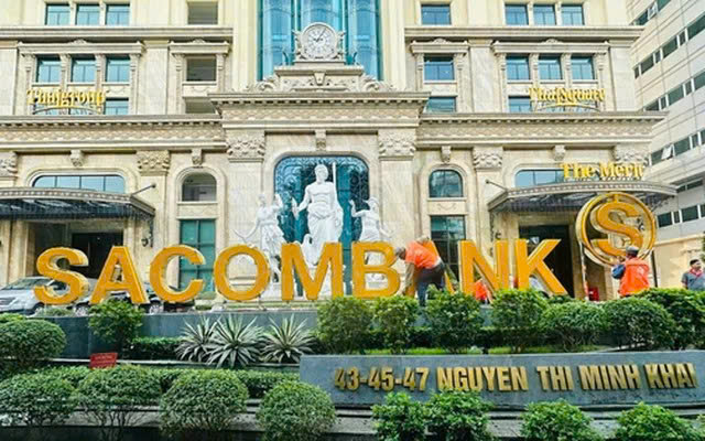Sacombank giảm hơn 4.200 nhân sự: Tinh gọn bộ máy, hiệu quả đến đâu?- Ảnh 3.