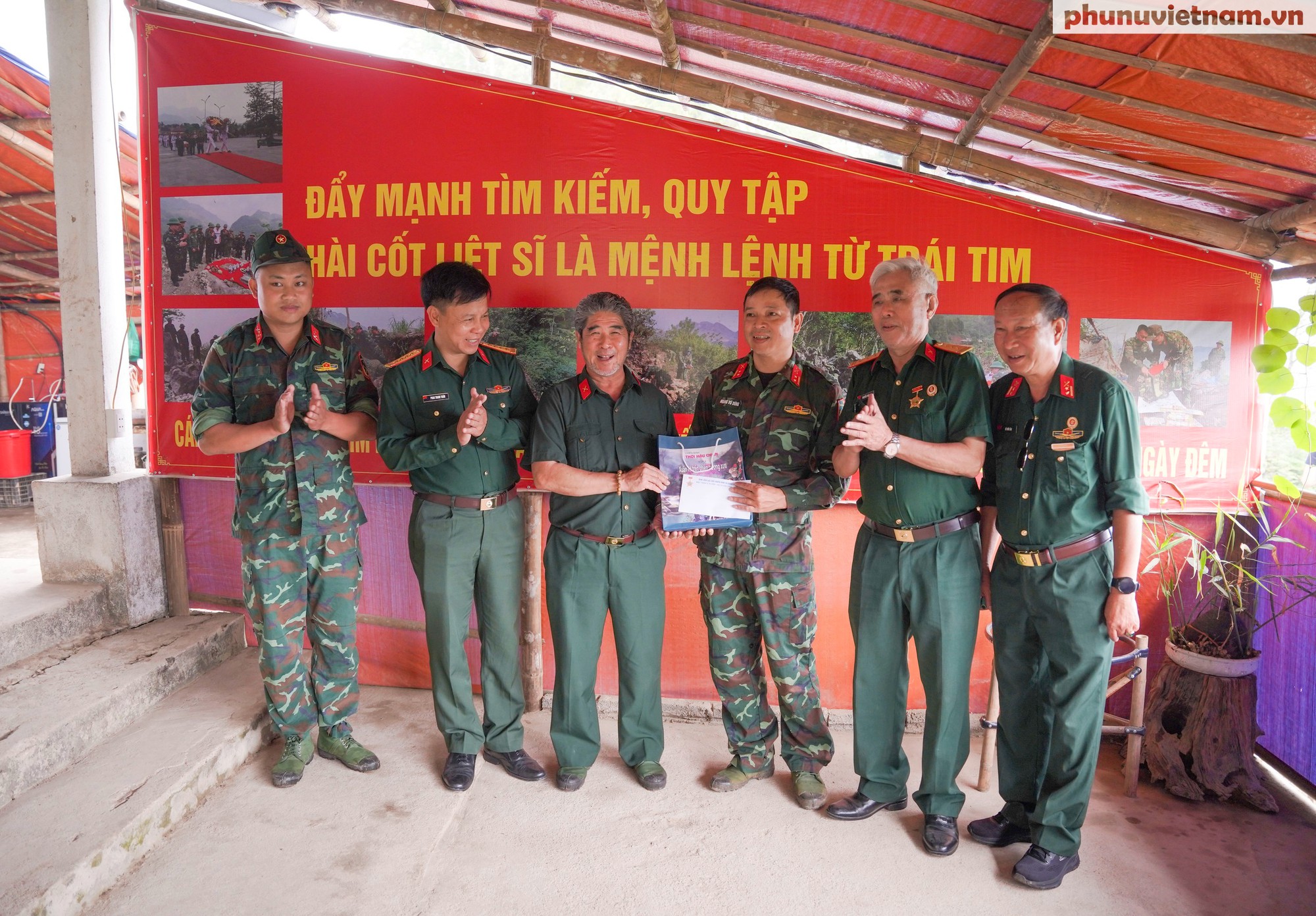 Xúc động hành trình tìm 22 liệt sĩ của "Tiểu đoàn em nuôi" Hội LHPN Việt Nam tại Vị Xuyên- Ảnh 12.