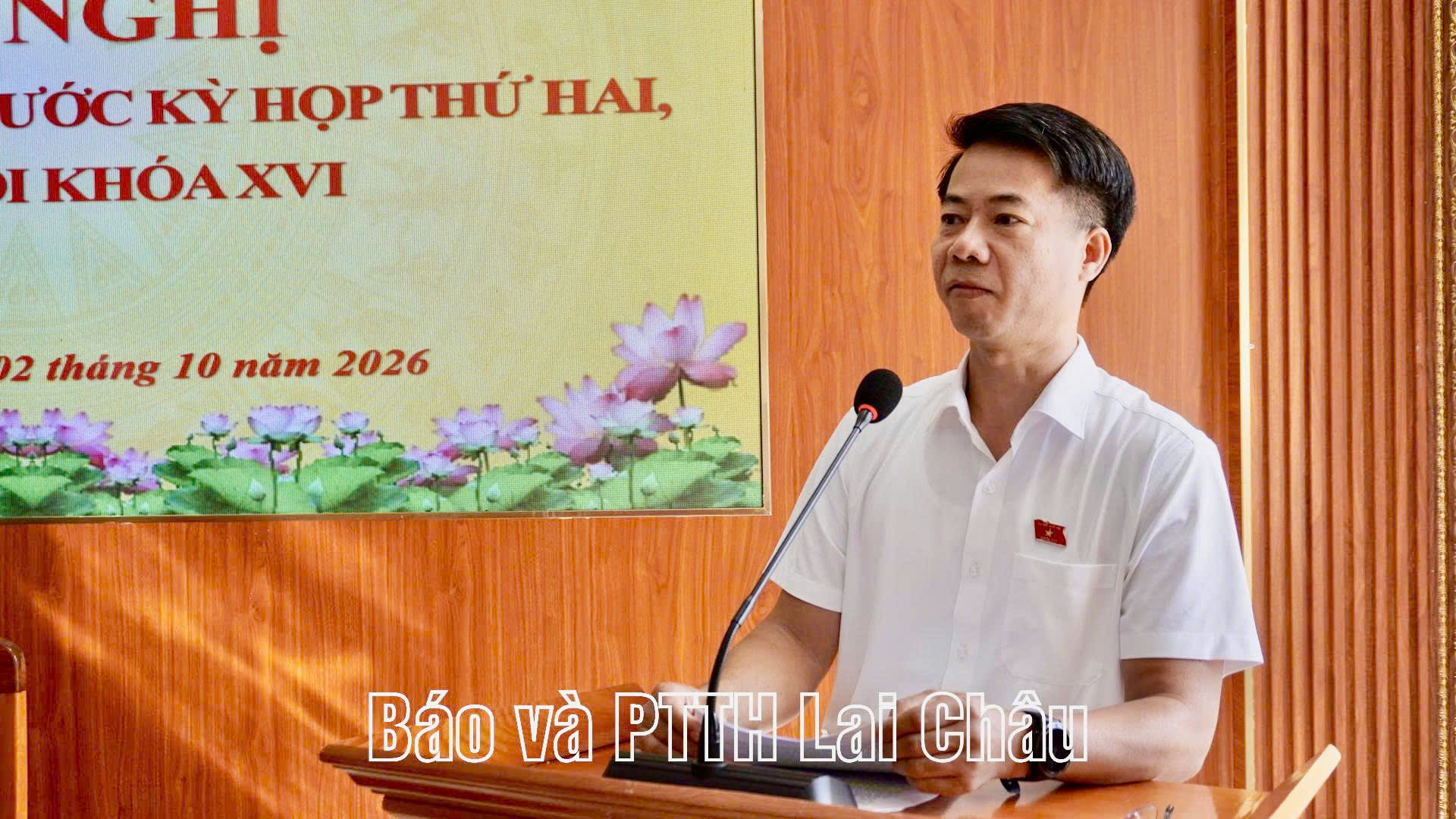 Phó Chủ tịch - Tổng Thư ký UBTƯ MTTQ Việt Nam Hà Thị Nga tiếp xúc cử tri xã Bản Bo- Ảnh 1.