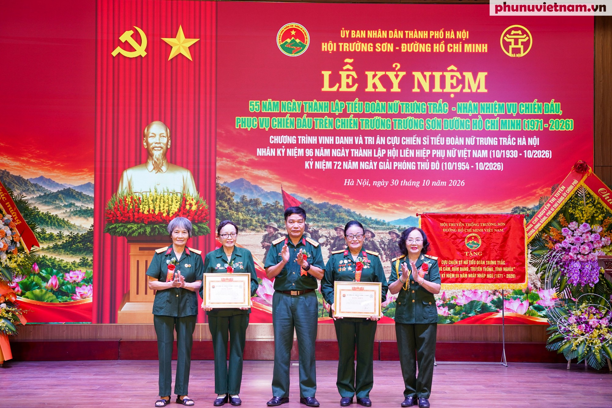 Tri ân hơn 500 nữ chiến sĩ Tiểu đoàn nữ Trưng Trắc lên đường nhập ngũ năm 1971- Ảnh 5.