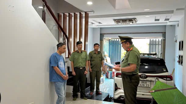 Lập hàng trăm công ty "ma" để mua bán hóa đơn hàng nghìn tỷ đồng - Ảnh 1.