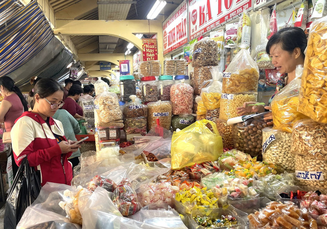 Theo dõi sát diễn biến giá hàng hóa phục vụ Tết Nguyên đán- Ảnh 1.