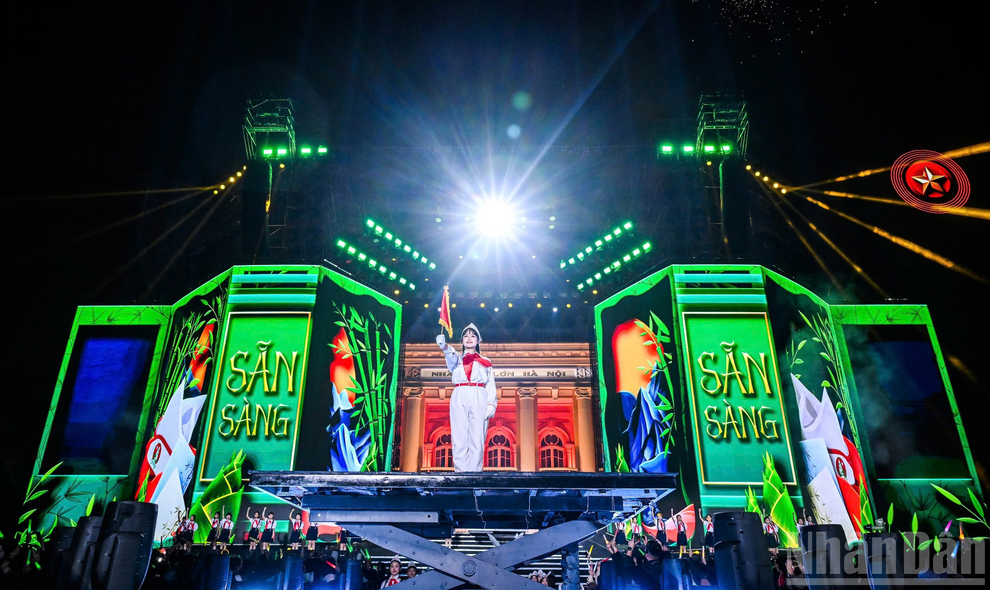 "Hòa nhạc Ánh sáng" lan tỏa thông điệp về niềm tin, sáng tạo và khát vọng- Ảnh 7. "Hòa nhạc Ánh sáng" lan tỏa thông điệp về niềm tin, sáng tạo và khát vọng- Ảnh 7.