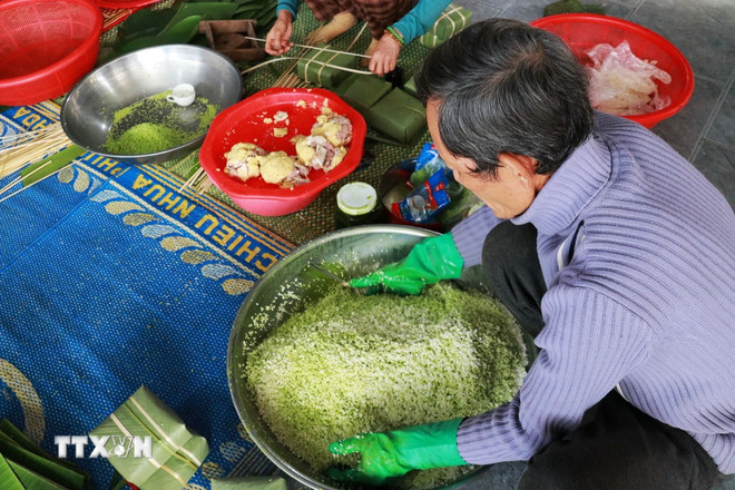 Làng nghề Đại An Khê giữ nét đẹp truyền thống bánh tét mặt trăng dịp Tết- Ảnh 3.