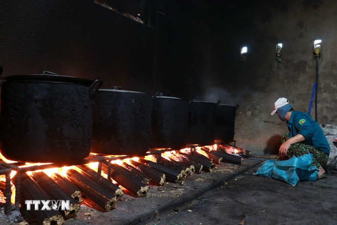 Làng nghề Đại An Khê giữ nét đẹp truyền thống bánh tét mặt trăng dịp Tết- Ảnh 4.