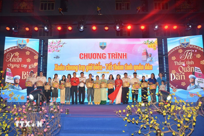 Mạch nguồn yêu thương nơi sóng nước Trường Sa- Ảnh 1.