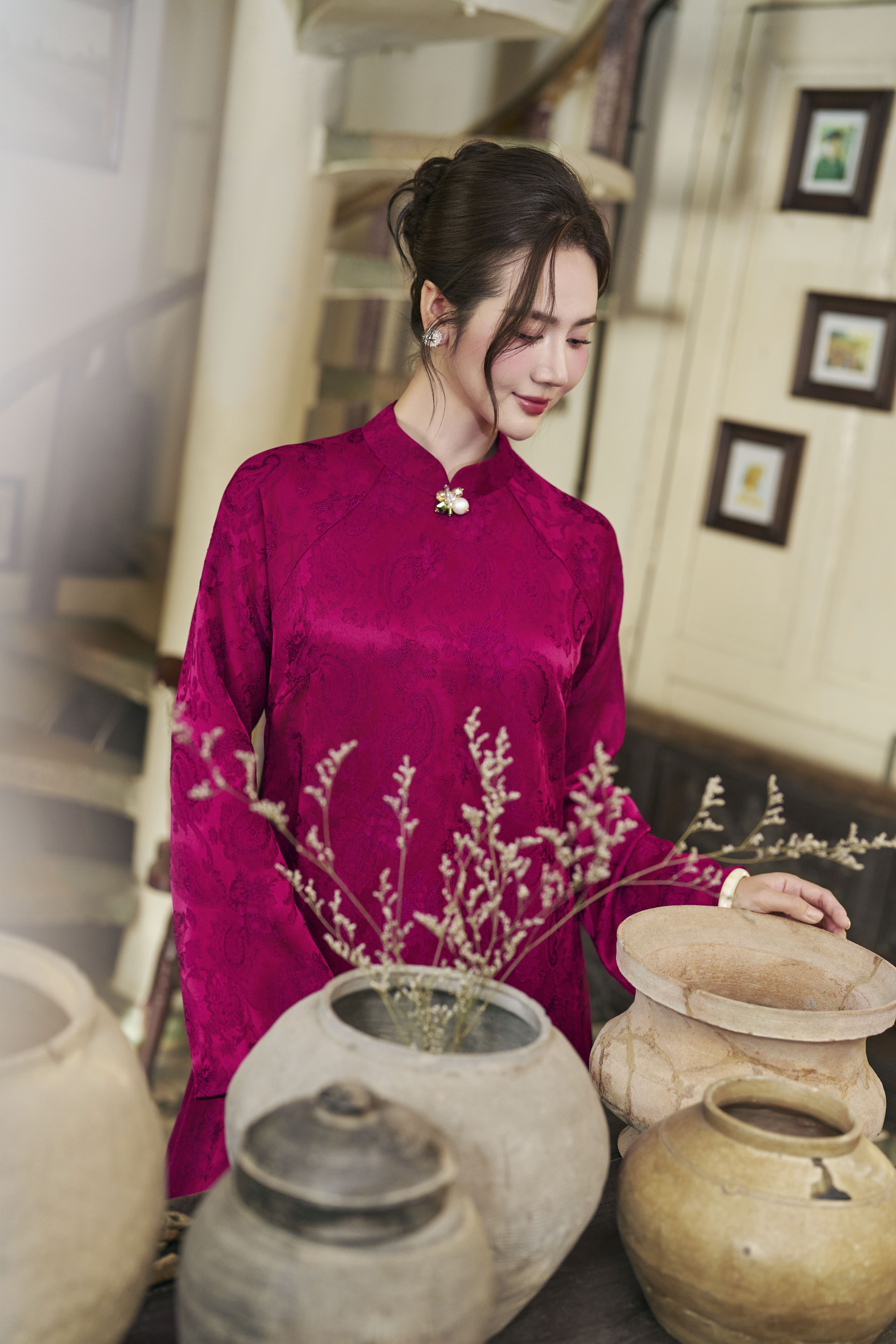 Phan Minh Huyền đón Tết giản dị, diện áo dài du Xuân- Ảnh 3. Phan Minh Huyền đón Tết giản dị, diện áo dài du Xuân- Ảnh 3.