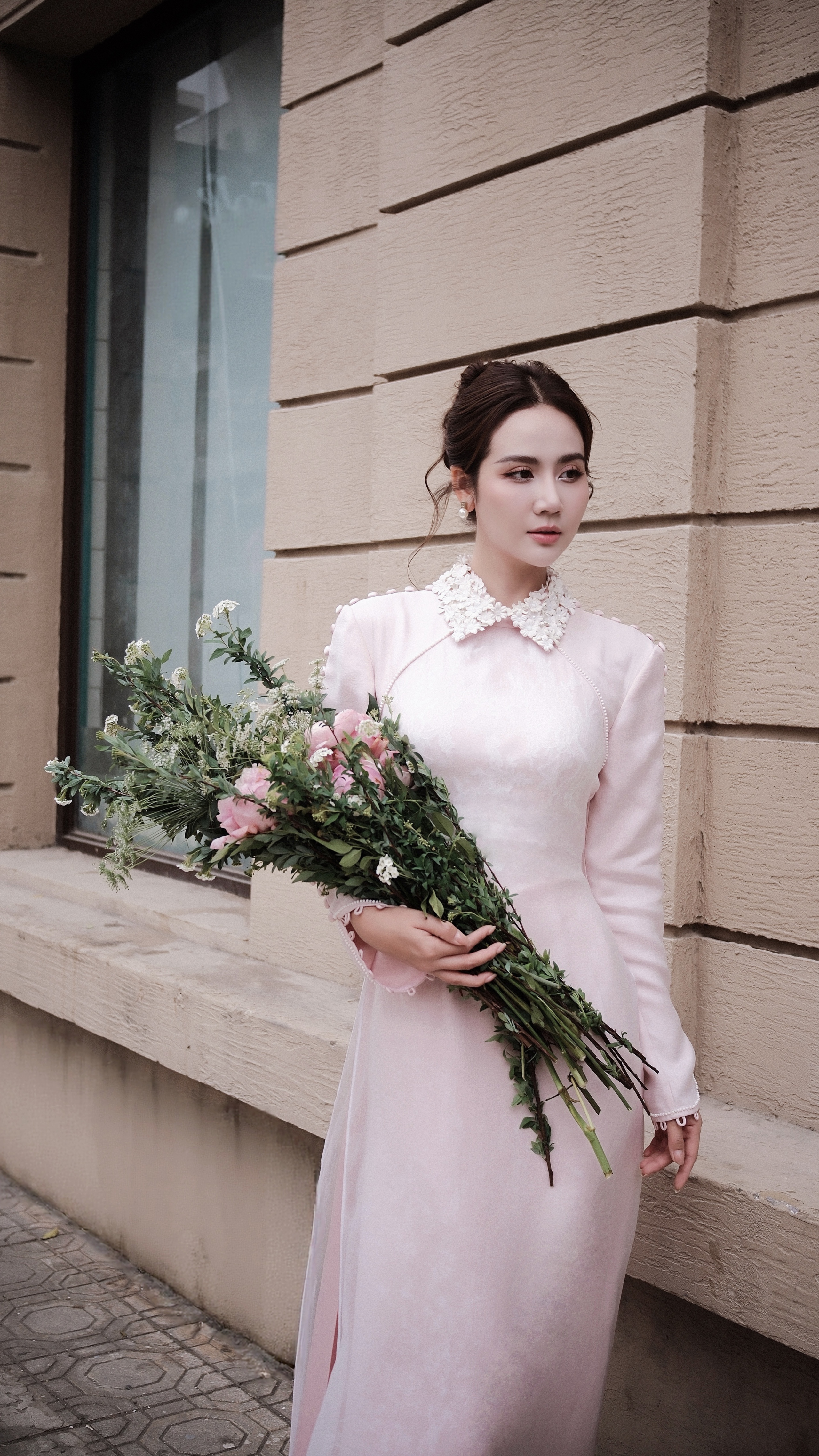 Phan Minh Huyền đón Tết giản dị, diện áo dài du Xuân- Ảnh 5. Phan Minh Huyền đón Tết giản dị, diện áo dài du Xuân- Ảnh 5.