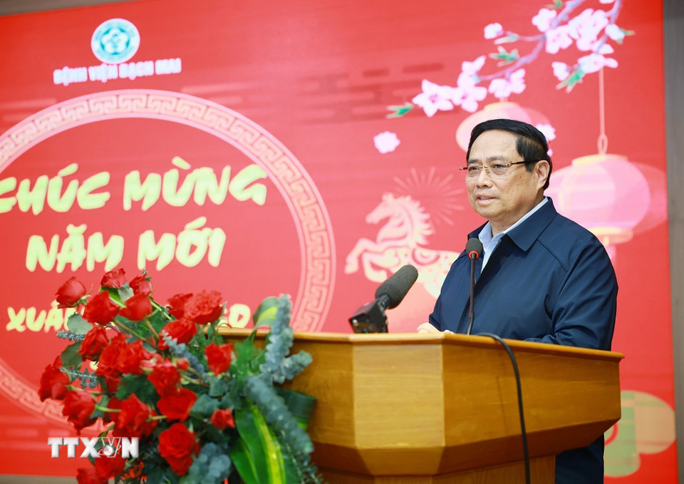 Thủ tướng chúc Tết, kiểm tra công tác ứng trực của ngành Y tế tại Hà Nội- Ảnh 18.