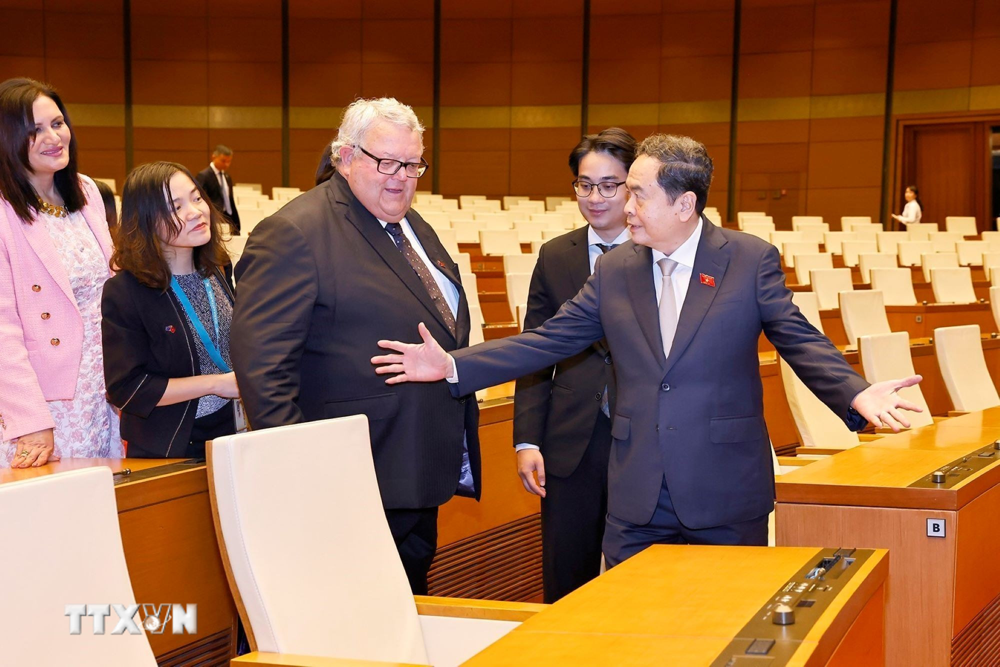 Đại sứ đón Tết: Cảm nhận văn hóa truyền thống Việt bằng cả trái tim- Ảnh 7. Đại sứ đón Tết: Cảm nhận văn hóa truyền thống Việt bằng cả trái tim- Ảnh 7.