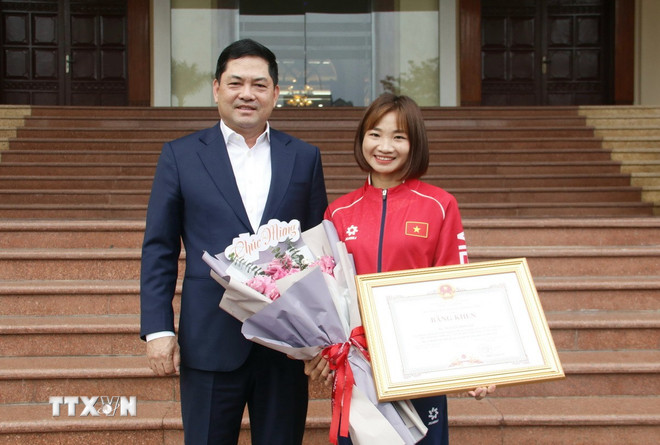 "Nữ hoàng điền kinh" viết nên khát vọng Việt với 15 huy chương Vàng- Ảnh 1.