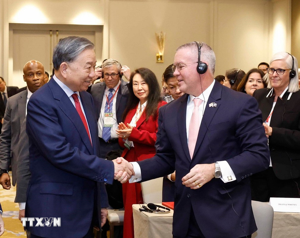 Tổng Bí thư Tô Lâm chứng kiến lễ ký và trao thỏa thuận hợp tác Việt Nam-Hoa Kỳ- Ảnh 2.