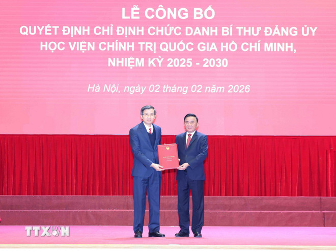 Ông Đoàn Minh Huấn giữ chức Bí thư Đảng ủy Học viện Chính trị quốc gia Hồ Chí Minh- Ảnh 1.