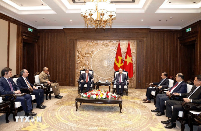 Tổng Bí thư tiếp Đặc phái viên Đảng, Nhà nước Cuba, Bộ trưởng Ngoại giao Cuba- Ảnh 2.