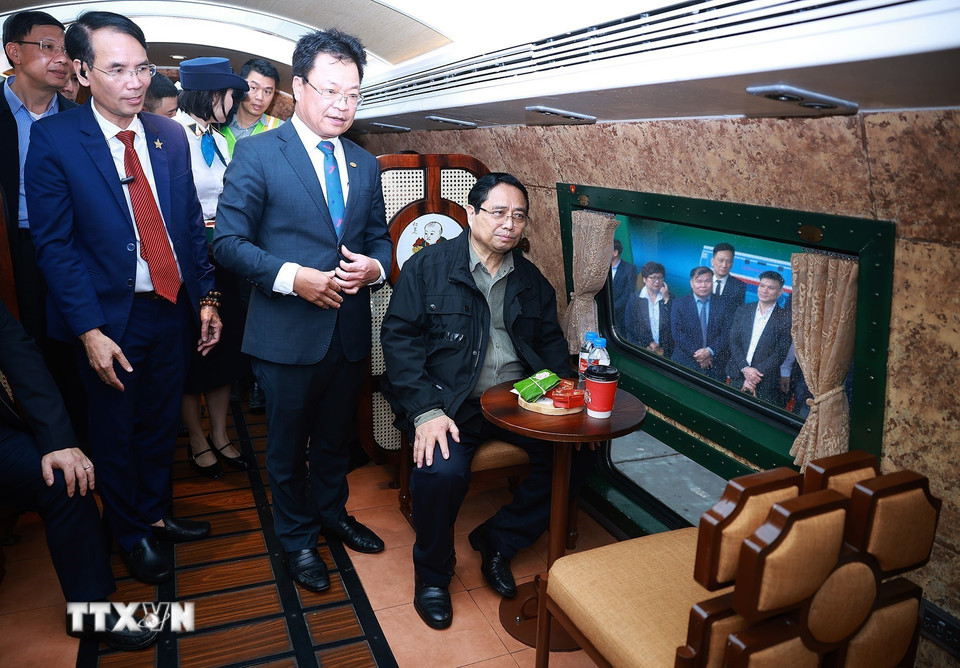 Thủ tướng kiểm tra hiện trường thi công tuyến đường sắt đô thị Nhổn-Ga Hà Nội- Ảnh 16.