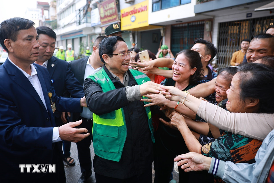 Thủ tướng kiểm tra hiện trường thi công tuyến đường sắt đô thị Nhổn-Ga Hà Nội- Ảnh 18.