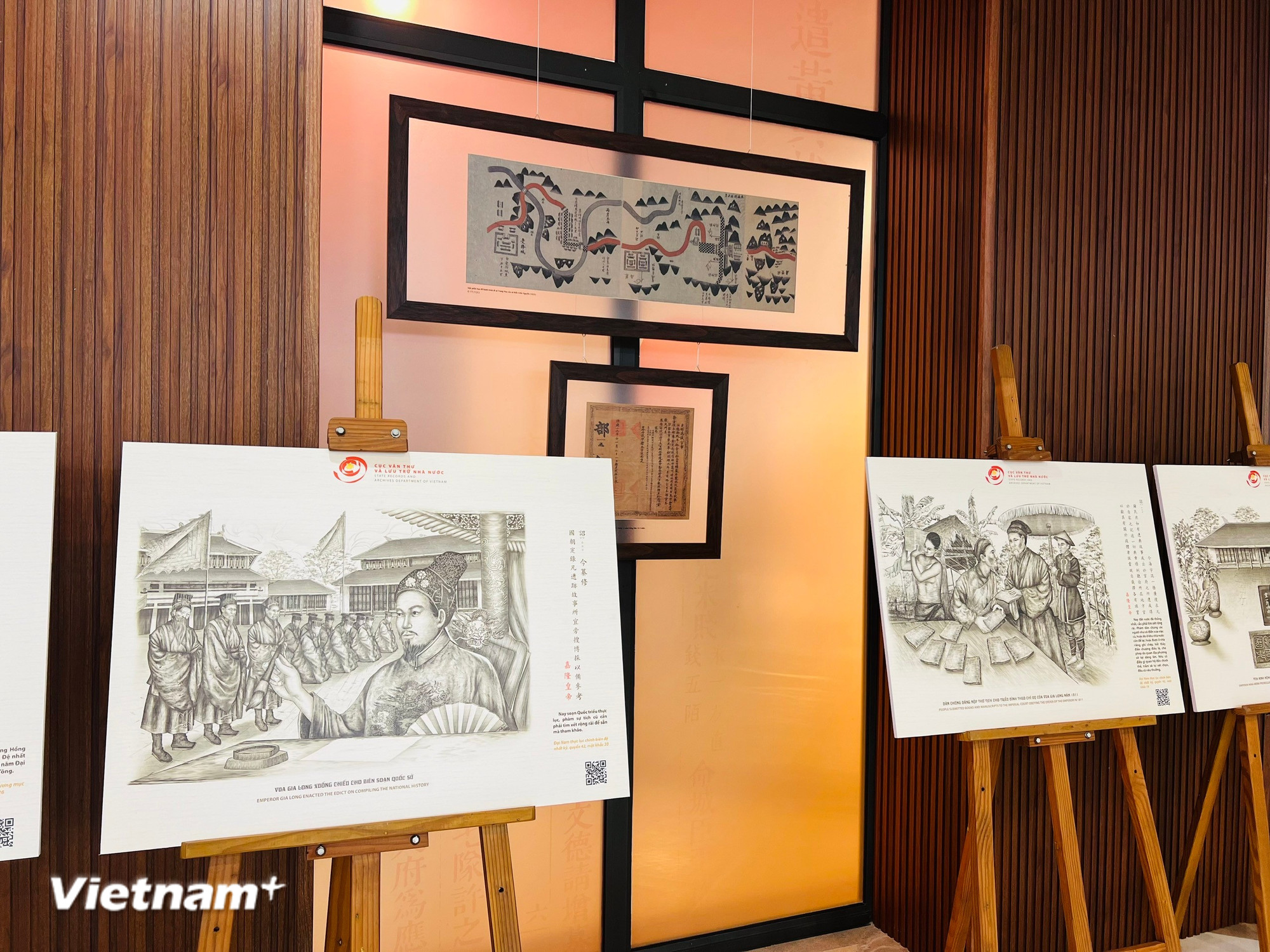 Lần đầu "lộ diện" Mộc bản triều Nguyễn: Khi di sản tư liệu không còn “nằm yên trong kho”- Ảnh 6.