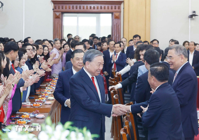 Tổng Bí thư Tô Lâm: Bắt tay ngay vào công việc, bảo đảm sự liên tục, thông suốt- Ảnh 2.