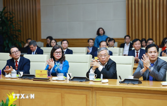 Thủ tướng: Không gây phiền hà, không từ bỏ cơ hội cứu bệnh nhân dù nhỏ nhất- Ảnh 1.