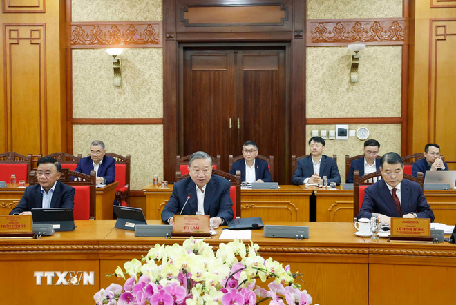 Ban Bí thư: Tuyệt đối không để tình trạng du Xuân kéo dài ảnh hưởng đến nhiệm vụ- Ảnh 1.