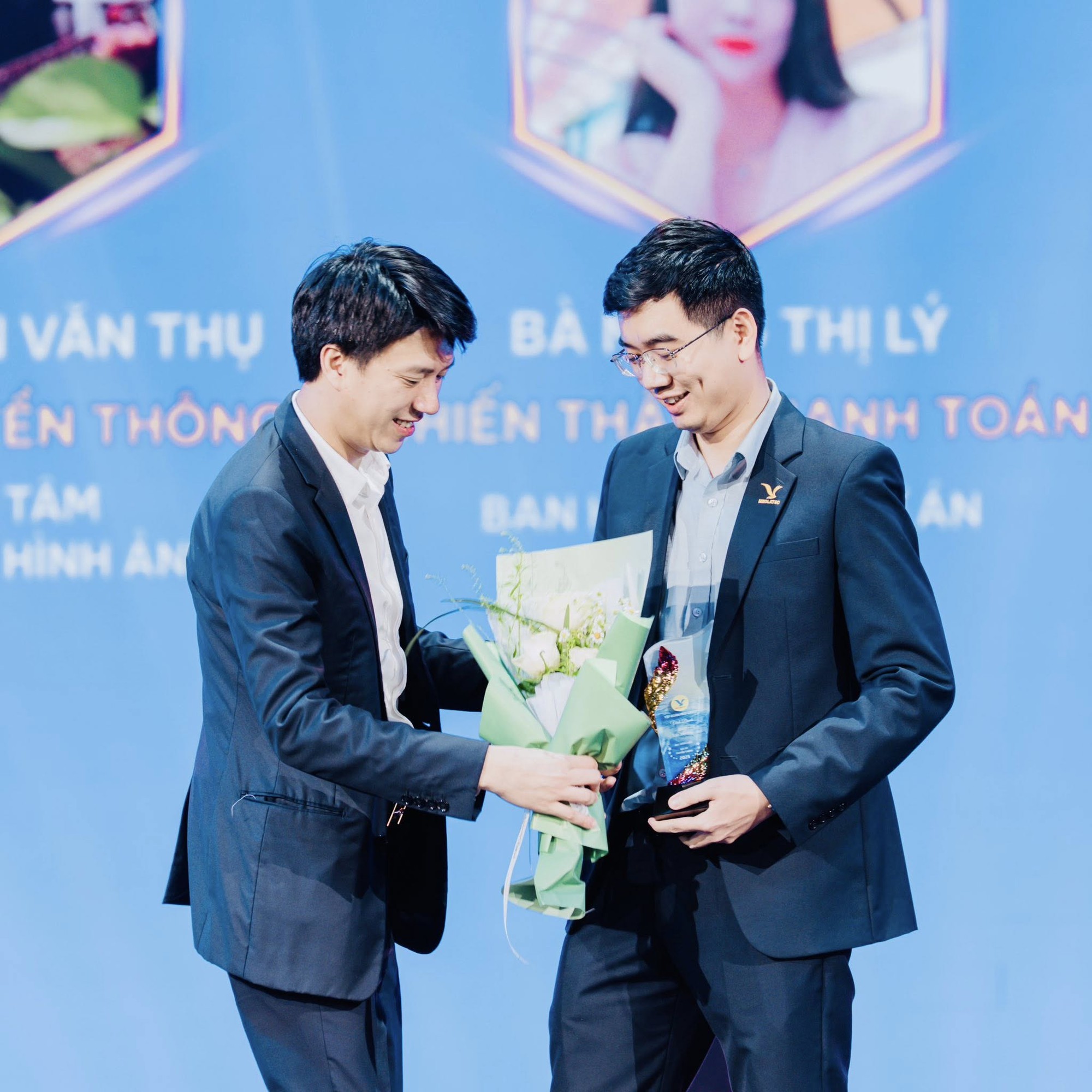 BSCKI Trần Văn Thụ - Người "giải mã" những ẩn số dưới lớp phim đen trắng- Ảnh 5. BSCKI Trần Văn Thụ - Người "giải mã" những ẩn số dưới lớp phim đen trắng- Ảnh 5.