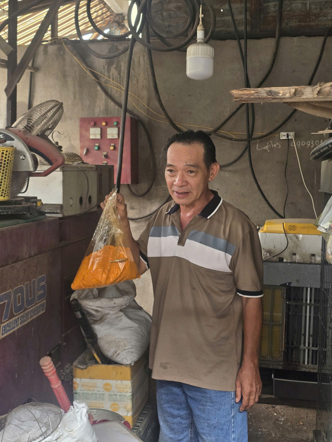 Khởi tố, bắt tạm giam 8 đối tượng trong đường dây sản xuất, buôn bán xăng RON A95 giả- Ảnh 2.