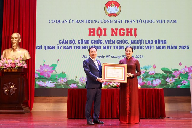 Mỗi cán bộ Mặt trận tiếp tục nỗ lực phấn đấu hoàn thành xuất sắc nhiệm vụ được giao trong năm 2026- Ảnh 3.