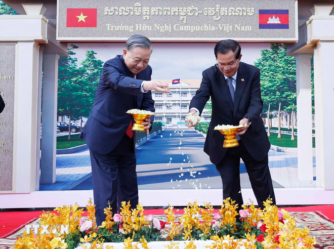 Tuyên bố chung giữa nước Cộng hòa Xã hội Chủ nghĩa Việt Nam và Vương quốc Campuchia- Ảnh 1.