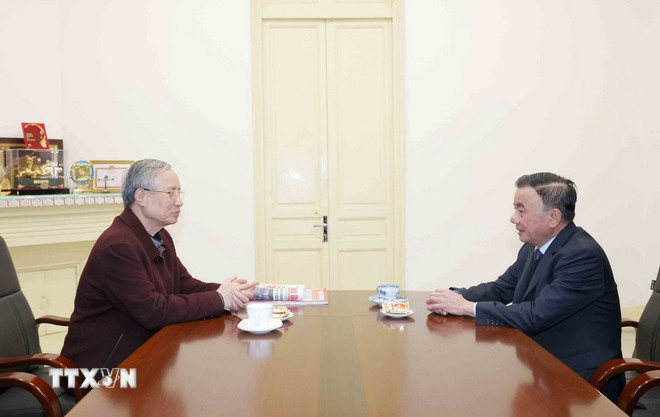 Thường trực Ban Bí thư Trần Cẩm Tú chúc Tết các đồng chí nguyên lãnh đạo Đảng- Ảnh 5.