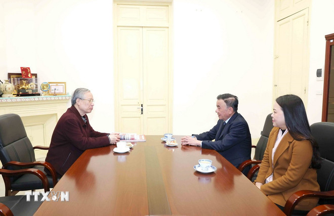 Thường trực Ban Bí thư Trần Cẩm Tú chúc Tết các đồng chí nguyên lãnh đạo Đảng- Ảnh 4.