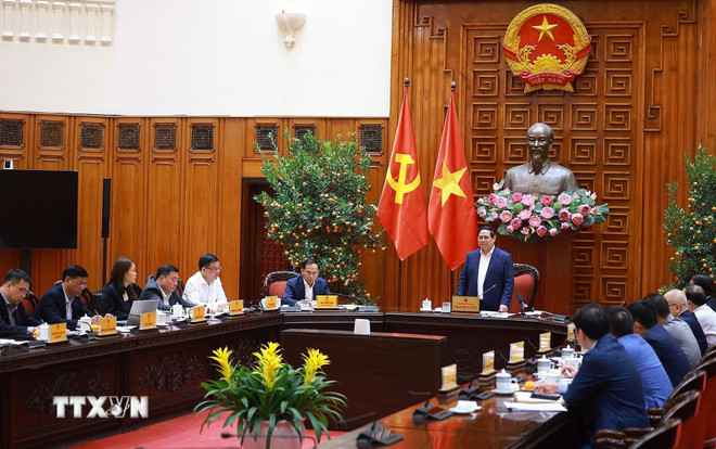 Thủ tướng: Không để xảy ra thiếu năng lượng trong bất kỳ hoàn cảnh nào- Ảnh 1.