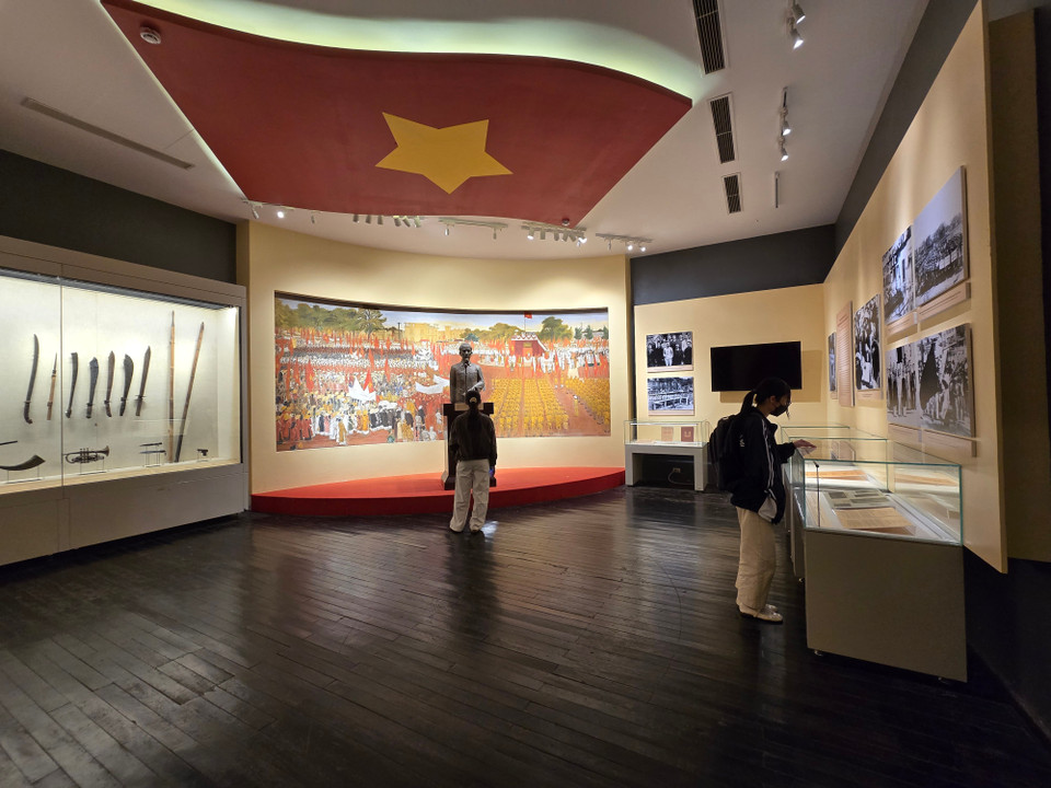 Cùng ngắm hòm phiếu được dùng trong cuộc bầu cử đầu tiên cách đây 80 năm- Ảnh 7.