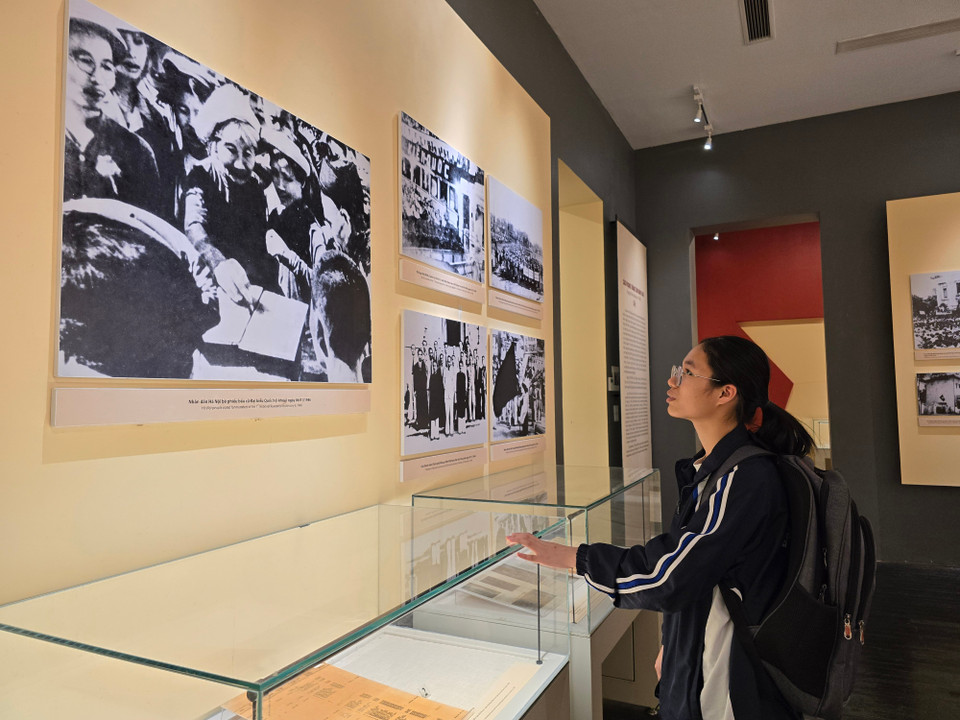 Cùng ngắm hòm phiếu được dùng trong cuộc bầu cử đầu tiên cách đây 80 năm- Ảnh 8.