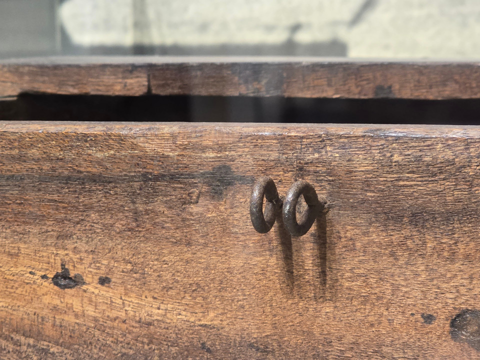 Cùng ngắm hòm phiếu được dùng trong cuộc bầu cử đầu tiên cách đây 80 năm- Ảnh 4.