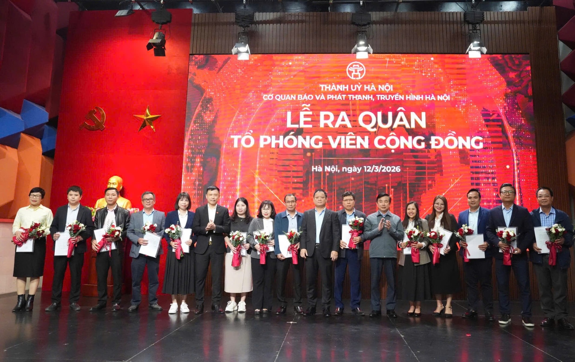 Cơ quan Báo và Phát thanh, Truyền hình Hà Nội ra mắt Tổ phóng viên cộng đồng- Ảnh 1.