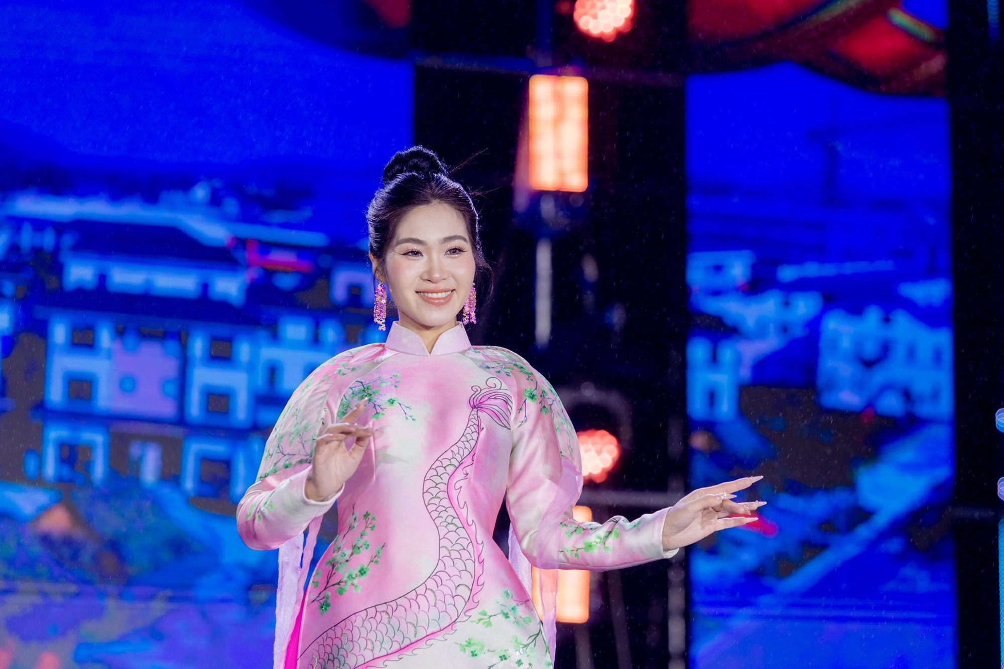 Văn nghệ sĩ hòa chung niềm háo hức mong chờ ngày hội toàn dân đi bầu cử- Ảnh 4.