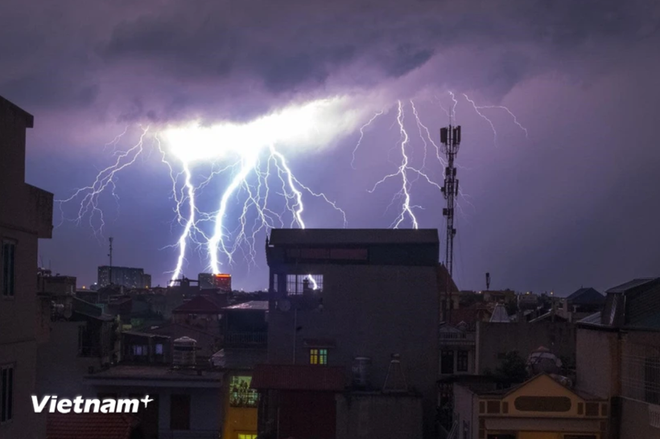 Từ tháng 4, nắng nóng gia tăng về cường độ ở nhiều khu vực- Ảnh 1.