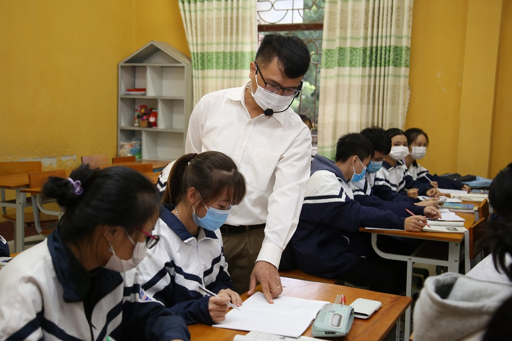 Bộ GD-ĐT sẽ sửa Thông tư 29 về dạy thêm, học thêm- Ảnh 1.