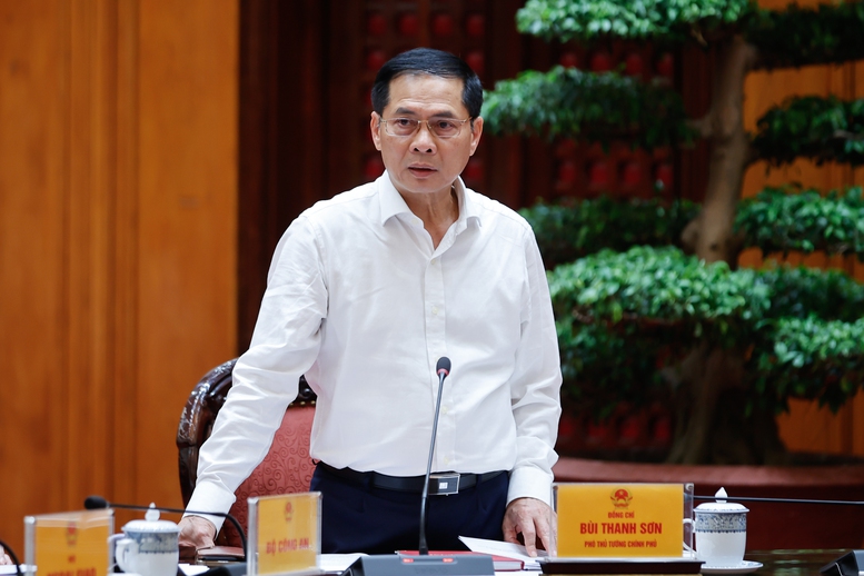 Thủ tướng Phạm Minh Chính: Xăng dầu và năng lượng cho sản xuất, tiêu dùng được bảo đảm- Ảnh 3.