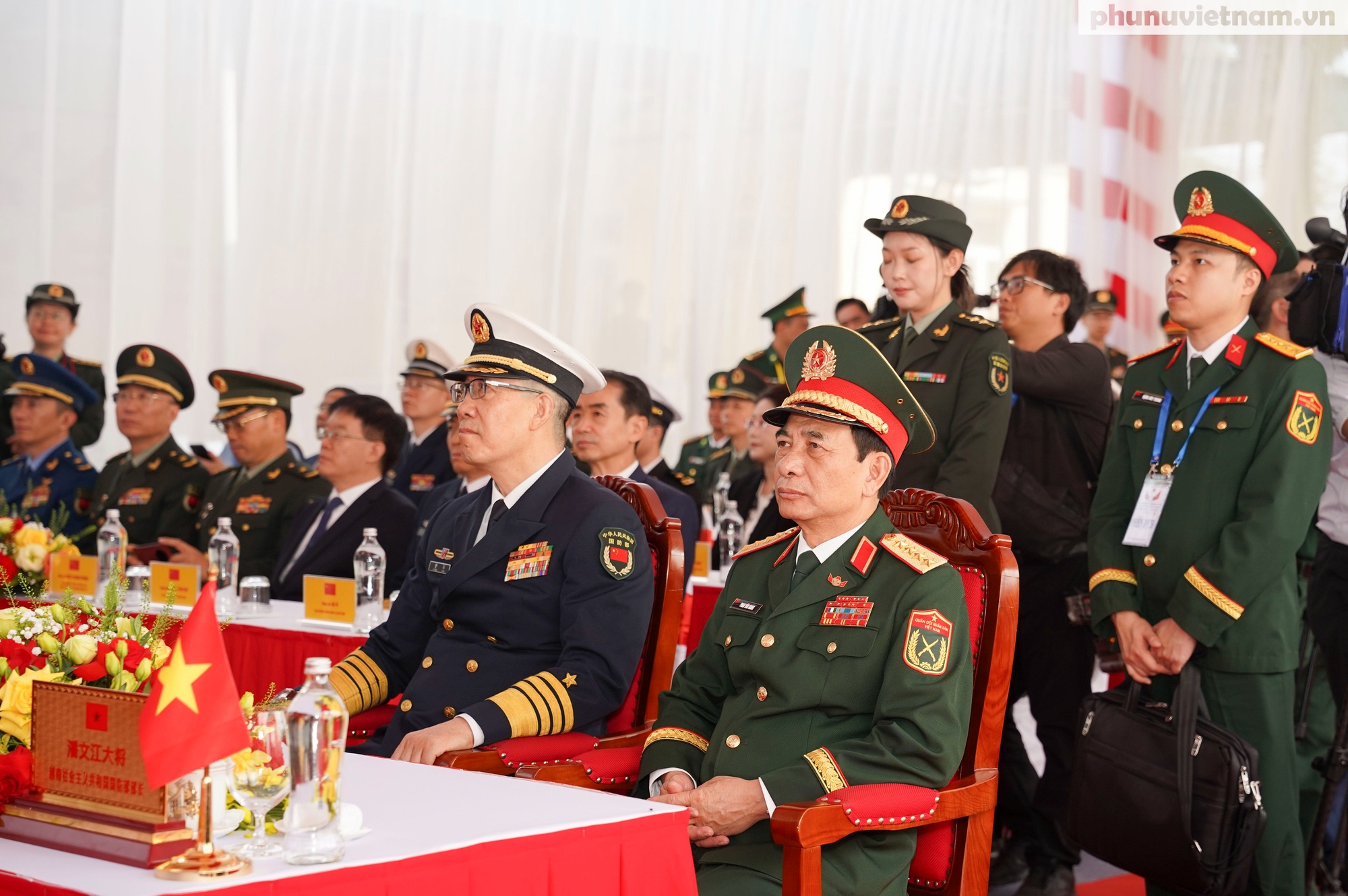 Đoàn đại biểu Bộ Quốc phòng hai nước Việt Nam và Trung Quốc tham dự chuỗi hoạt động tại Quảng Ninh- Ảnh 1.