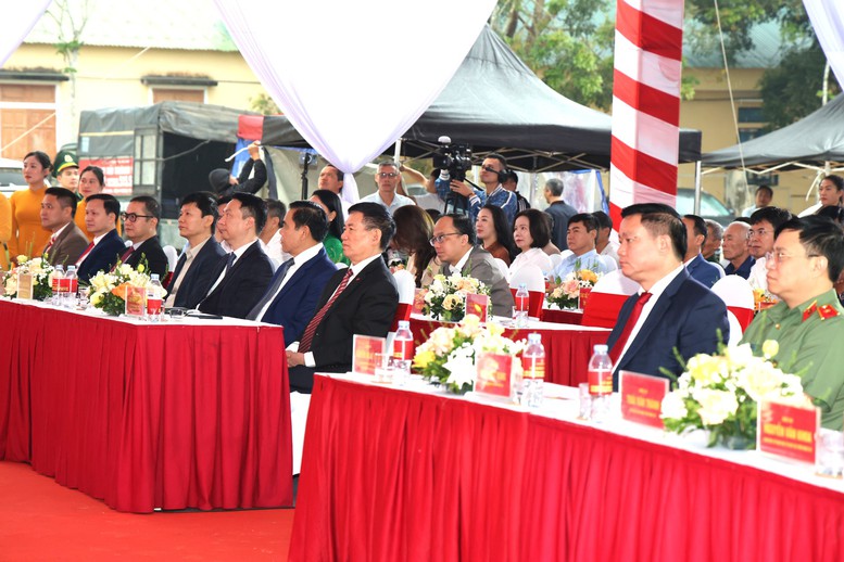 Khởi công đồng loạt các trường nội trú liên cấp vùng biên giai đoạn 2- Ảnh 5.