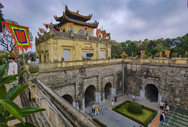 Nghị quyết của Bộ Chính trị về xây dựng và phát triển Thủ đô trong kỷ nguyên mới- Ảnh 4.