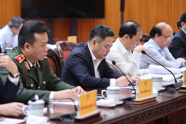 Thủ tướng: Đề xuất ứng ngân sách nhà nước hỗ trợ Quỹ bình ổn giá xăng dầu- Ảnh 3.